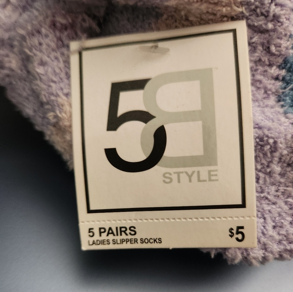 Fluffy socks - Picture 2 of 3